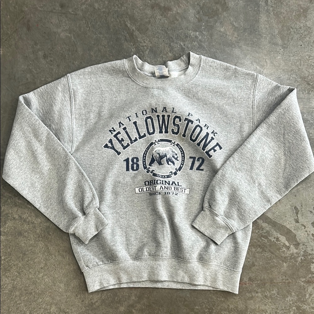 Gray Yellowstone National Park Sweater